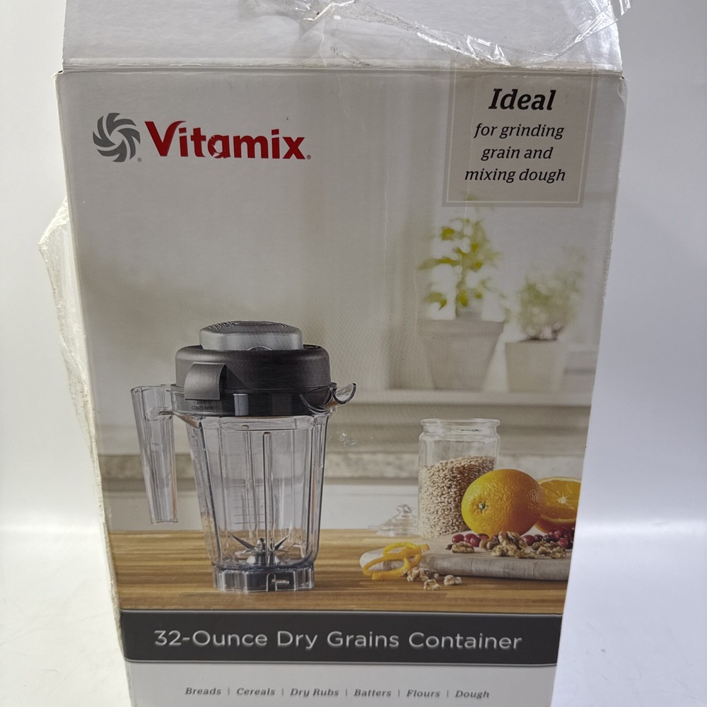 NEW VITAMIX 32 oz MINI DRY GRAINS CONTAINER BLADE BLENDER WITH LID AND TAMPER