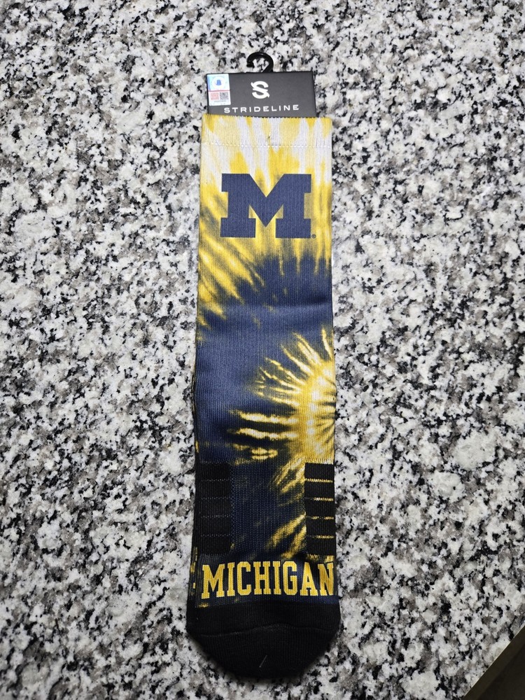 Michigan Wolverines Dress Socks University Strideline Licensed NCAA Wear M/L