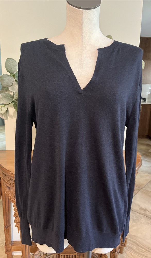 ANN TAYLOR Women M Navy Loose Fit Chiffon Back Insert V Neck Tunic Sweater J