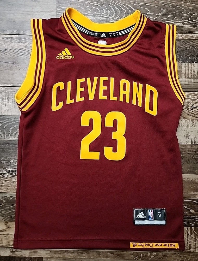 Adidas LeBron James NBA Jersey Cleveland Cavaliers Youth Small Maroon and yellow