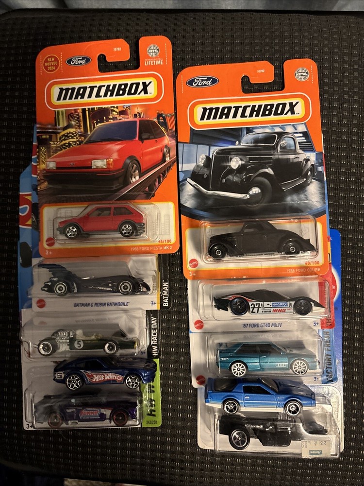 Matchbox/Hot Wheels Lot Of 10 For $13. Free Shipping/Chevy/ batmobile/ Ford
