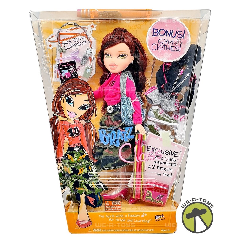 Bratz Back to School Phoebe Fashion Doll Set by MGA Entertainment 337959-image