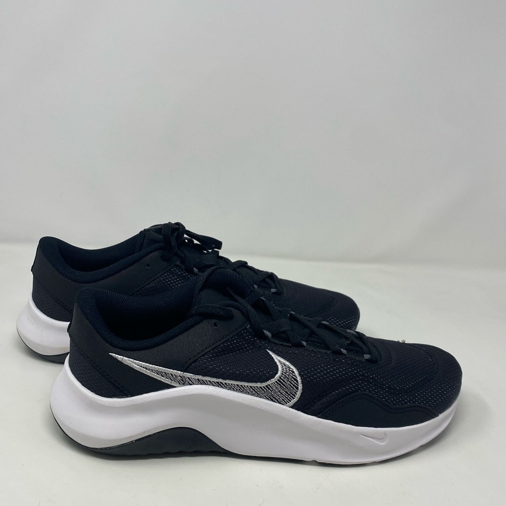 Nike Legend Essential 3 NN Black/White Women’s Size 11