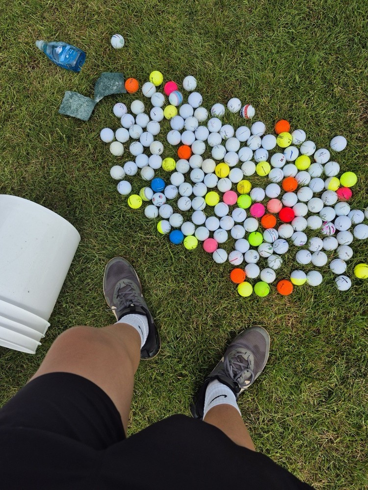 200 Used Found Golf Balls Callaway, ￼, Taylor made Titleist Vise And Wilson