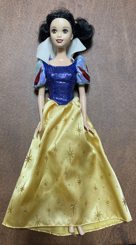 Barbie Disney Princess Snow White Doll 1999 Mattel