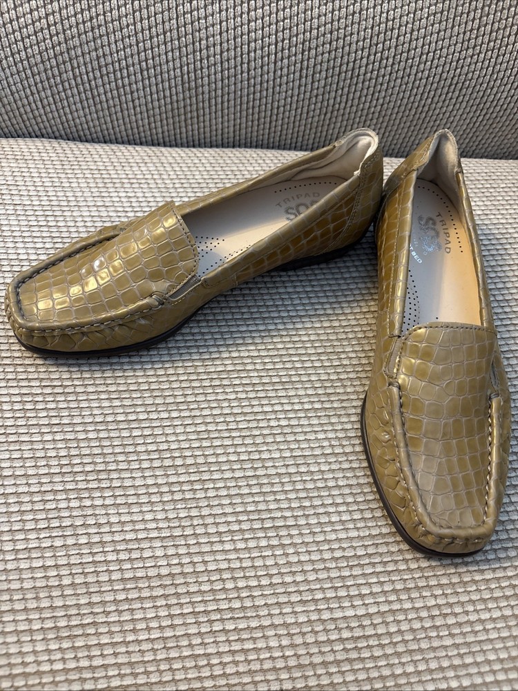 NWOT SAS Tripad Comfort Beige Joy Croc Print Slide On Loafer Shoes Women's 6 M
