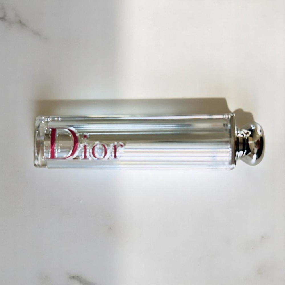 Dior Addict Stellar Shine Lipstick in Shade 639 - Hydrating & Glossy Finish