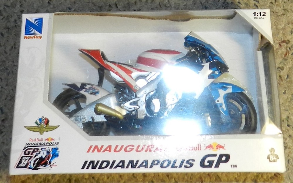 NEW 1:12 Scale Inaugural Red Bull Indianapolis GP commemorative Motorcycle 43023