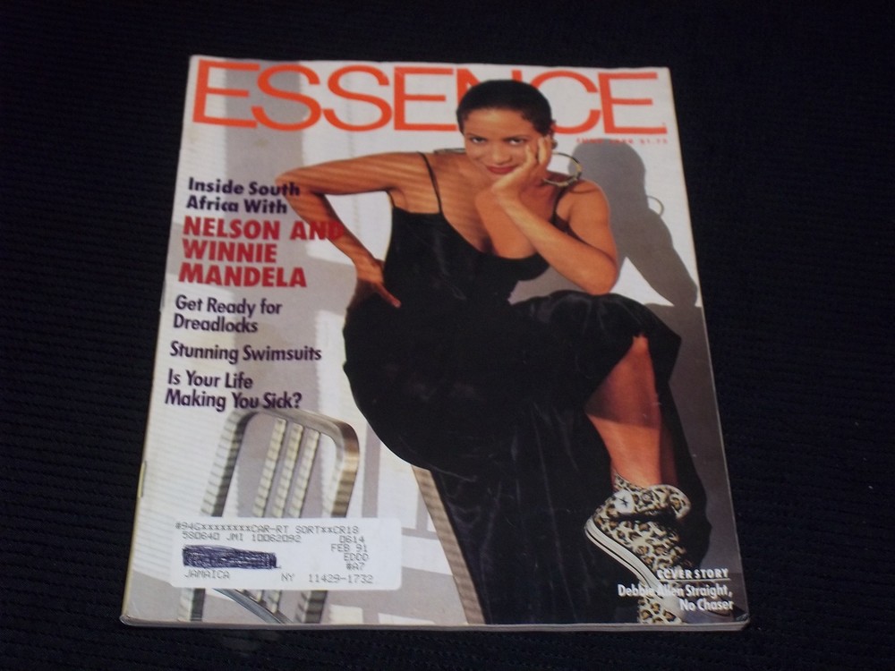 1990 June Essence Magazine with Debbie Allen Cover - H 8641