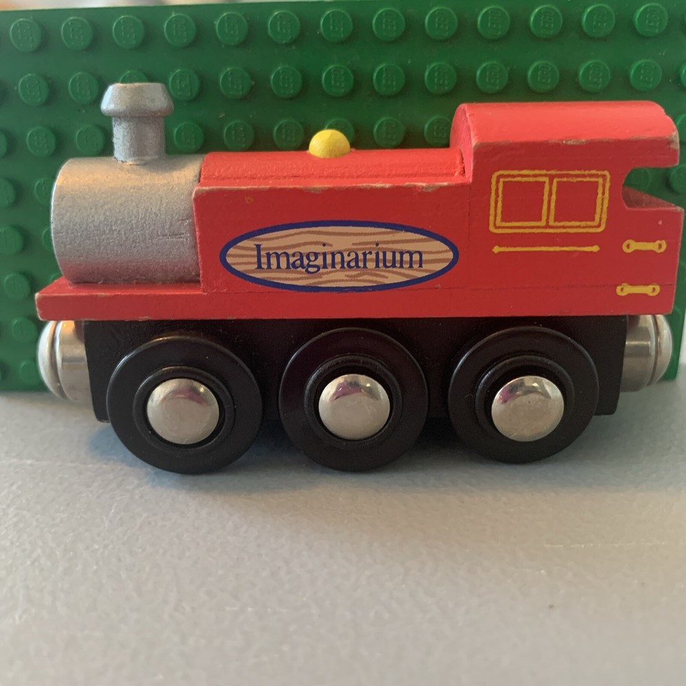 Imaginarium /Wooden Railway Red Steam Engine ￼