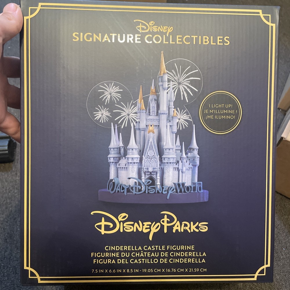 New 2025 Disney Cinderella Castle Light Up Statue Limited Edition SEALED