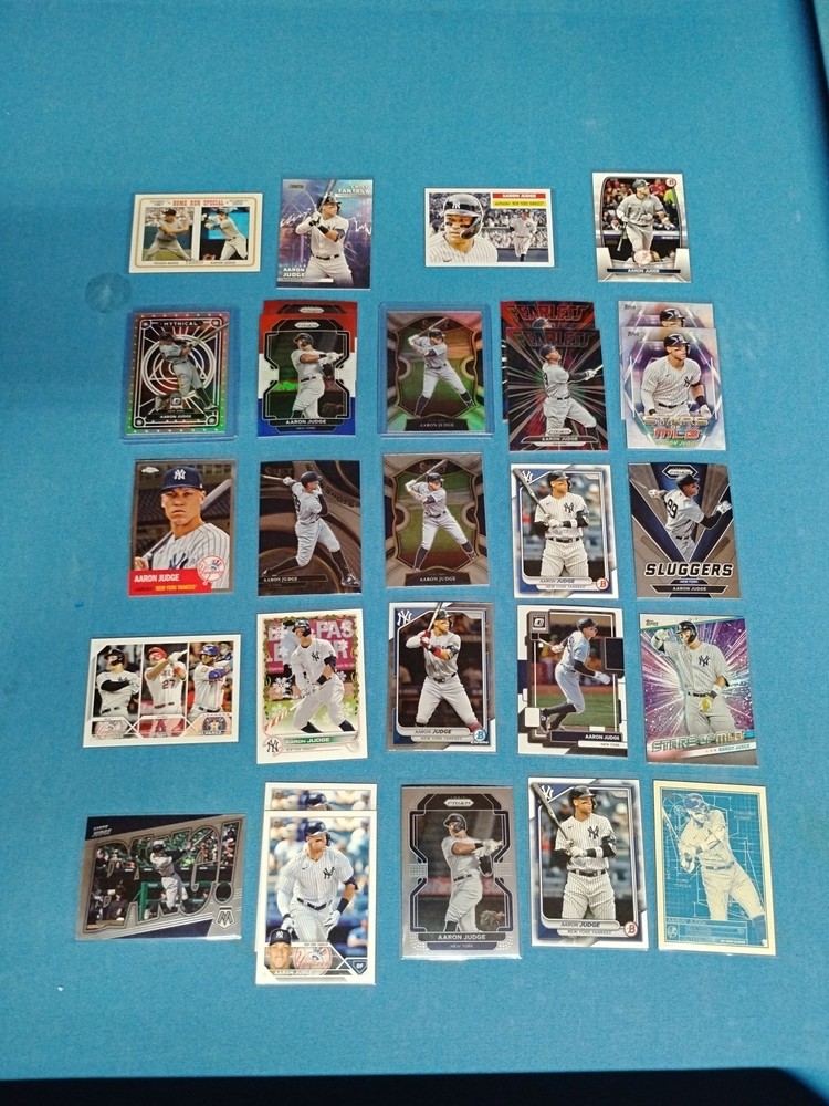 A Lot of Aaron Judge Cards - 27 Cards Total!