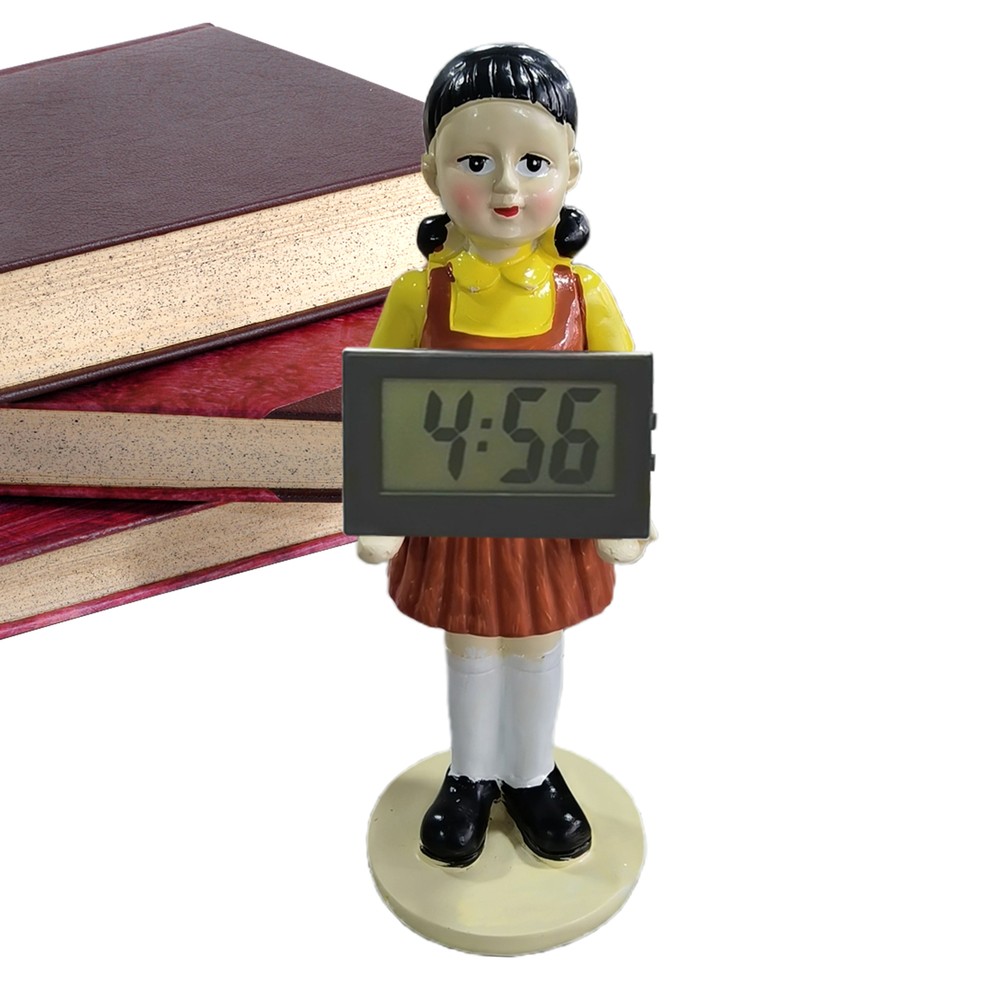 7'' Squid Game Young-Hee Wooden Statue, Squid Game Girl Countdown Ornaments