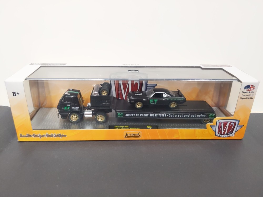M2 Machines 1/64 Auto Haulers E-T Mags 1969 Dodge L600 & 1971 Plymouth HEMI Cuda