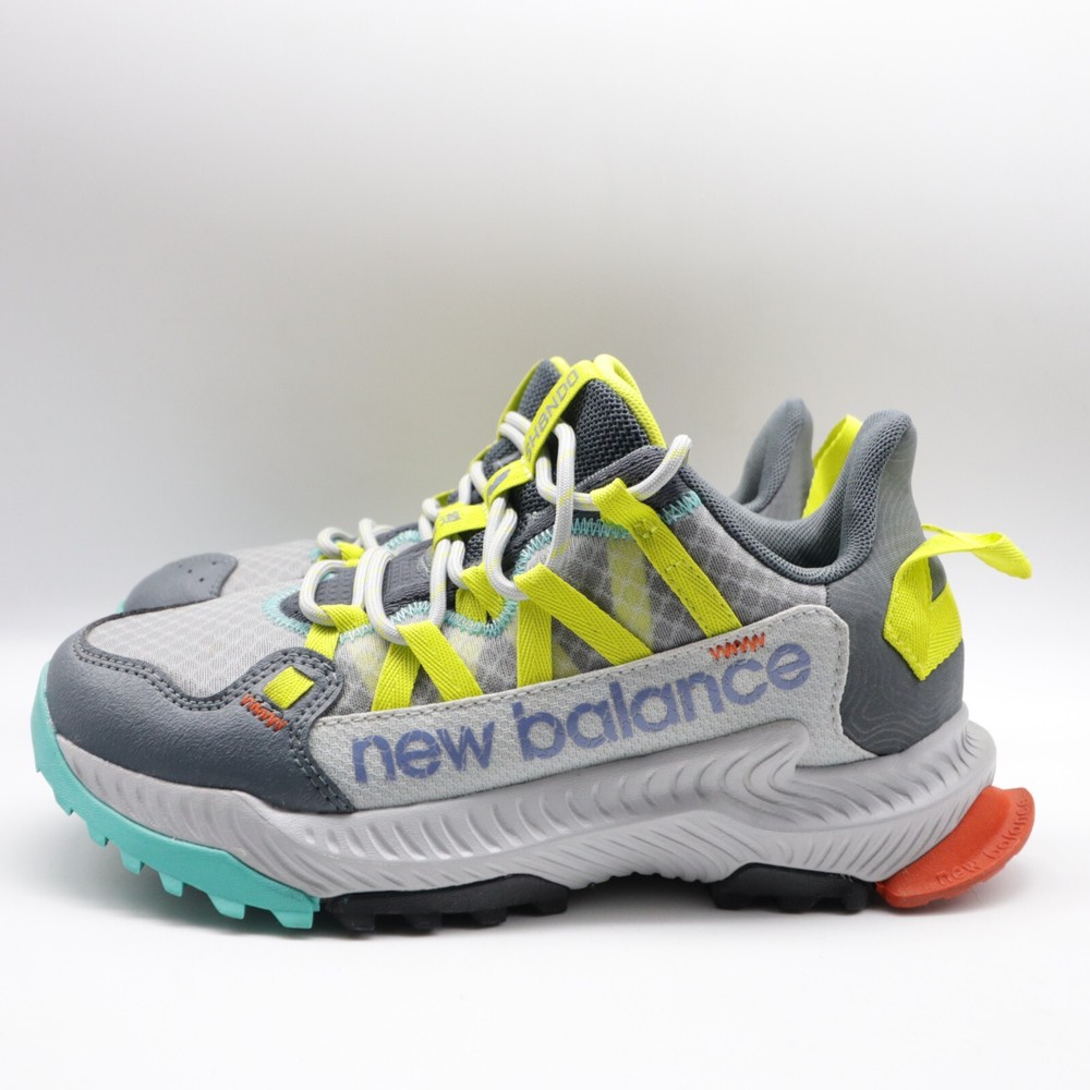 New Balance DynaSoft Shando V1 Womens Size 7 D Trail Running Shoes