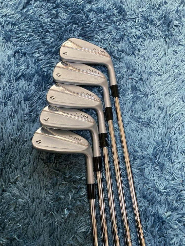TaylorMade P790 5-Piece Iron Set Right Hand Steel Golf Clubs