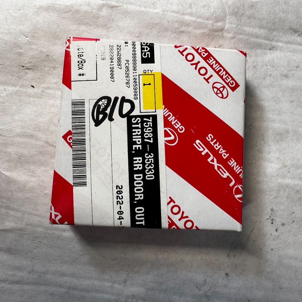 2011 - 2017 TOYOTA 4RUNNER Right Door Upper Stripe Tape 7598735330 New OEM