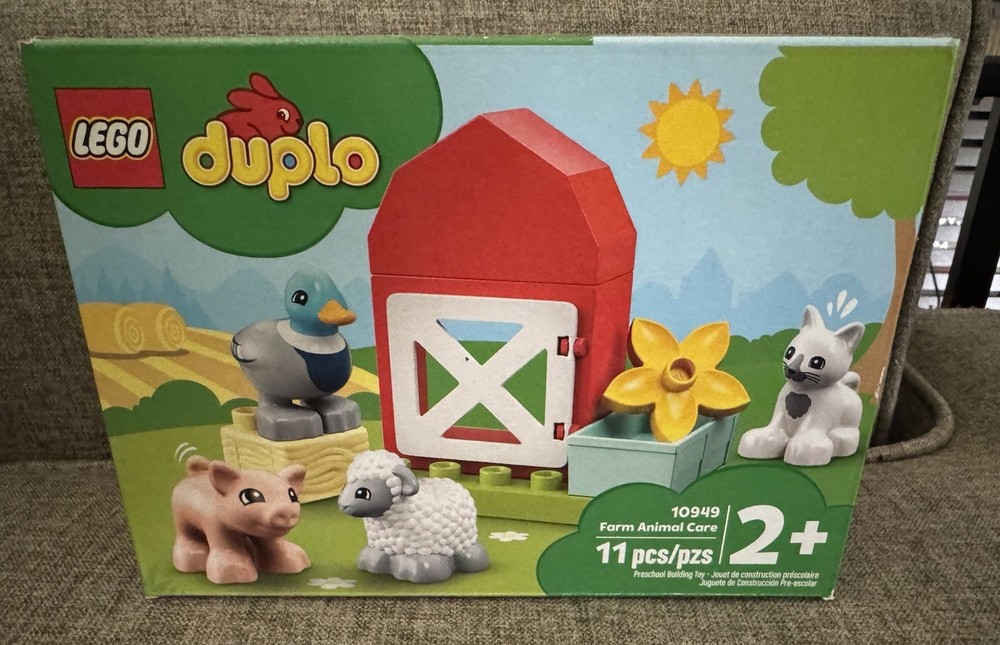 LEGO DUPLO Farm Animal Care 10949 Brand New Sealed Preschool Toy Ages 2+