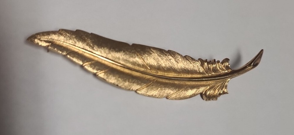 Vintage Monet Goldtone Leaf Textured Brooch 2.25