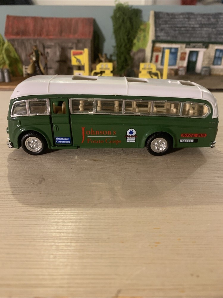 Superior JOHNSONS POTATO CRISP Bus Diecast Model SS 5856 with Pull Back Action