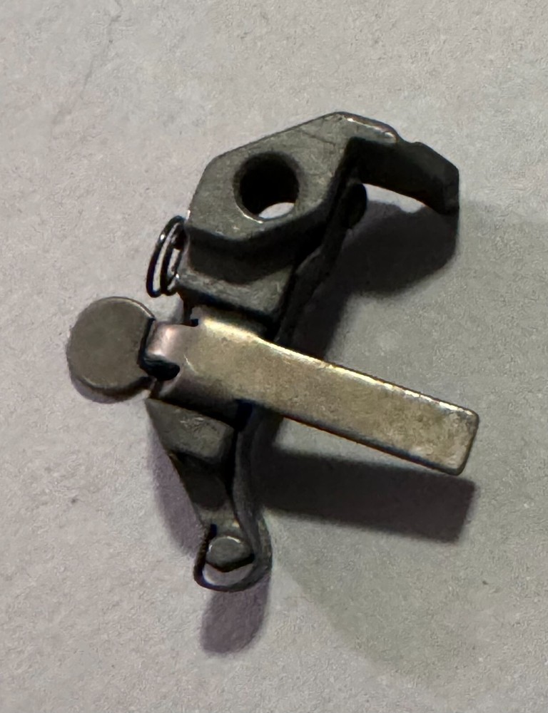 Vintage Original Singer 66 99 Bobbin Ejector Simanco # 32664