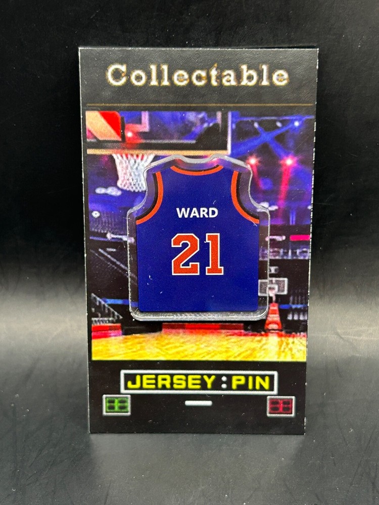 New York Knicks Charlie Ward hardwood jersey lapel pin collectible