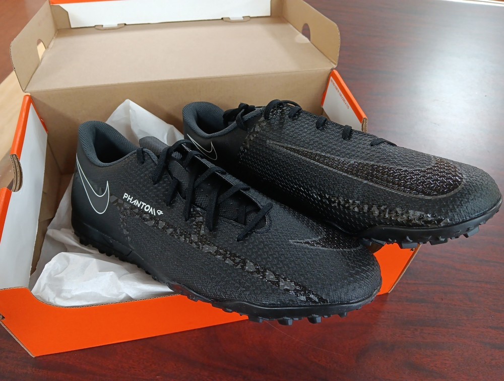 Nike-Phantom Gt-2 Academy Black-Dark Smoke Grey Size 13 Cleets Soccer/Football