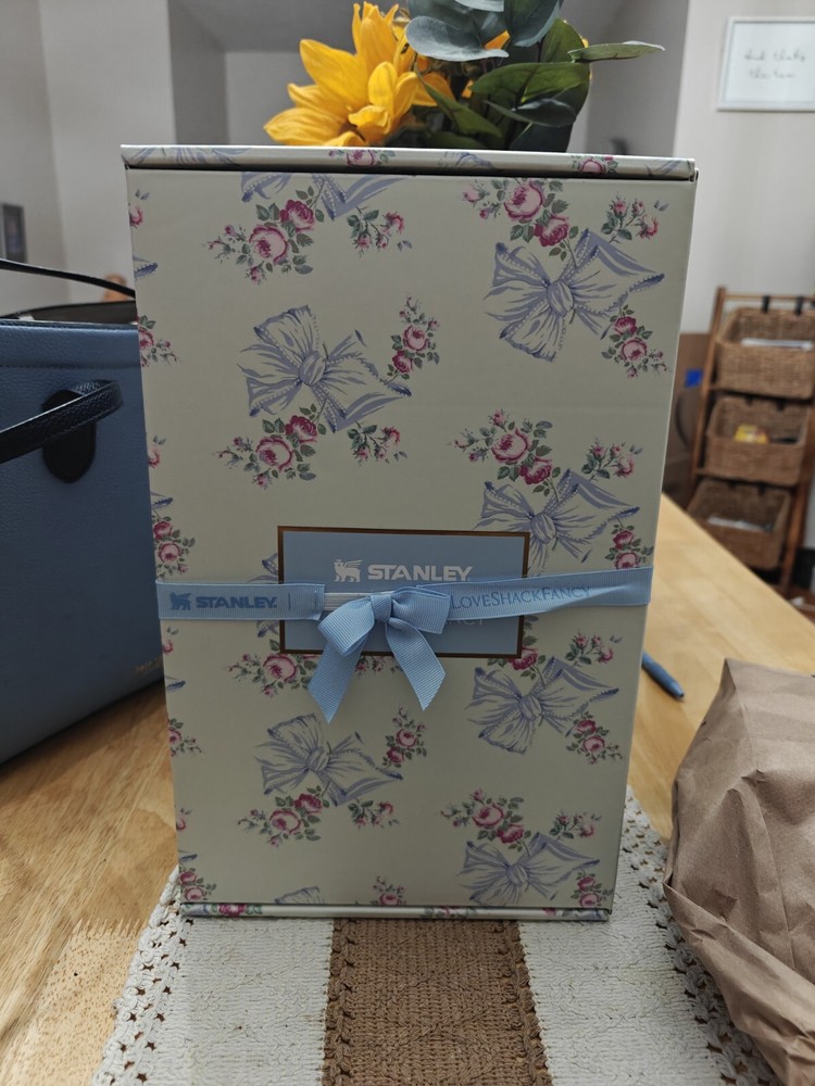 STANLEY x LoveShackFancy Holiday Rosa Beaux Blue Size 40OZ