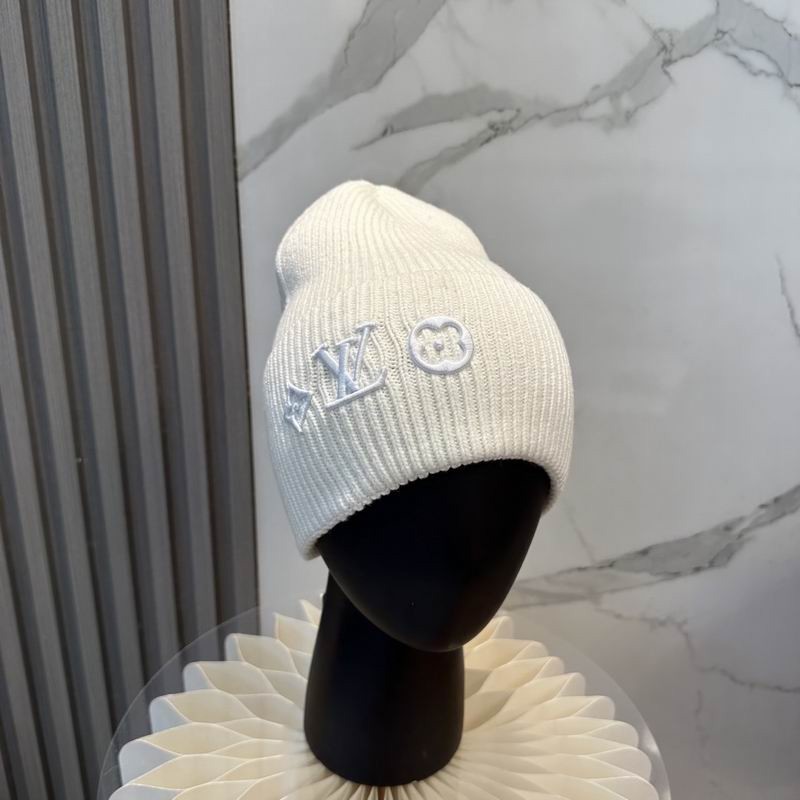 Louis Vuitton LV Headline unisex beanie In White wool with Tags