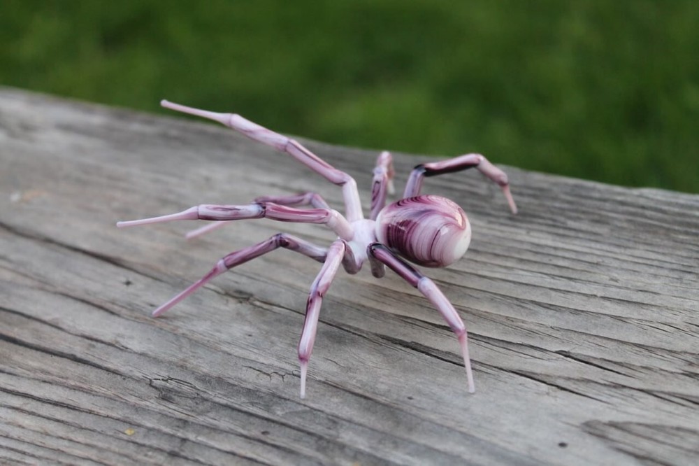 Handcrafted Glass Spider Lampwork Art Glass Animal Sculpture  