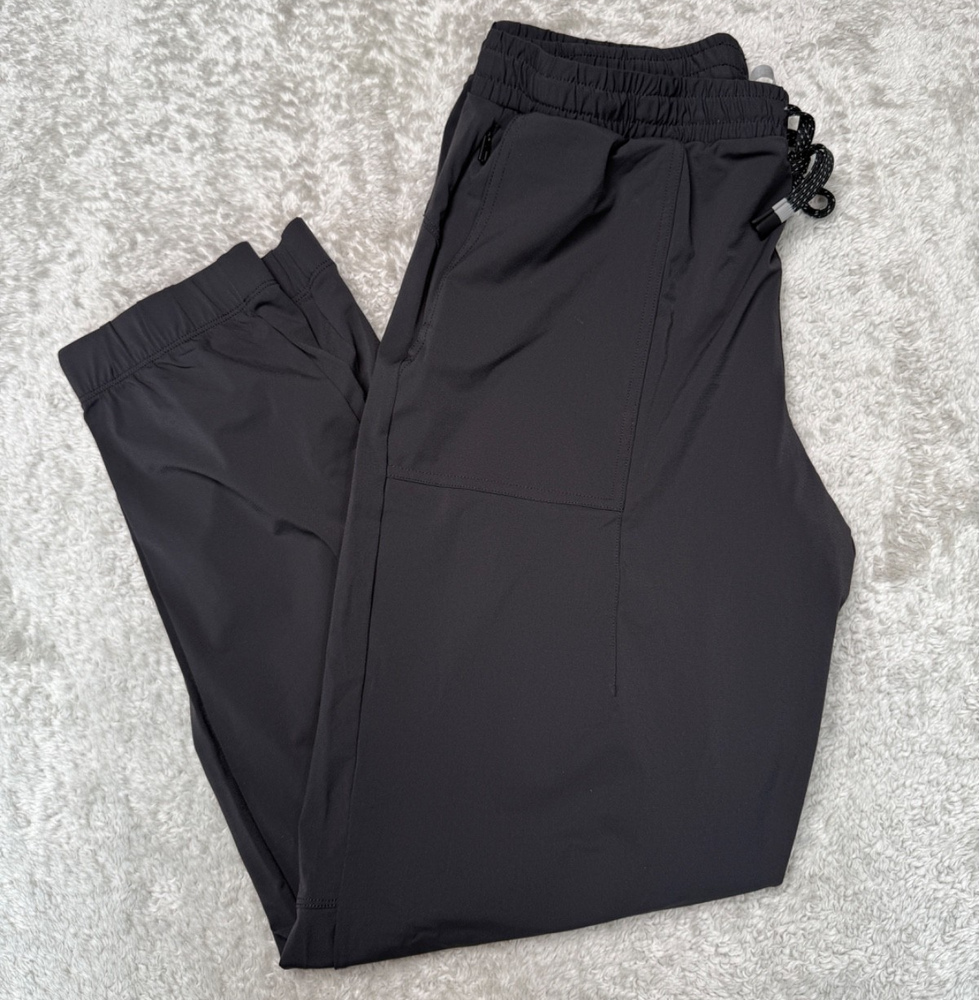 Fabletics The One Jogger Black Athletic Pants Womens Size M NWOT