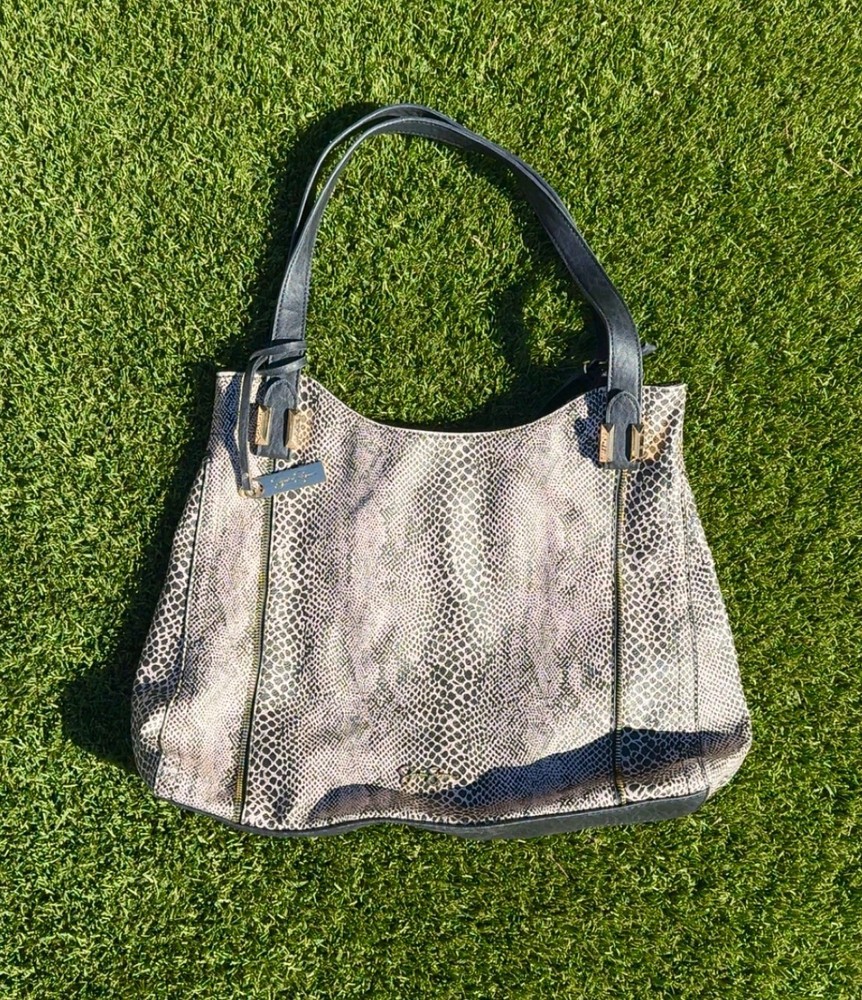Jessica Simpson Women's Mackenzie 4 Poster Tote Bag Geo Snake