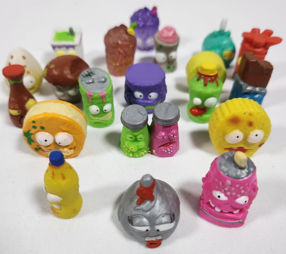 Shopkins Mixed Lot of 20 Pieces Mini Figures