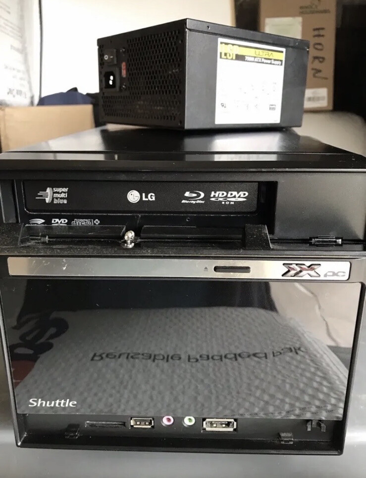 Shuttle XPC Cube SH55j2 Used in good condition