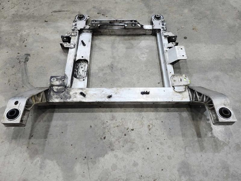 2006-2011 Chevy Impala Front Subframe Crossmember Engine Cradle 3.5L 3.9L OEM