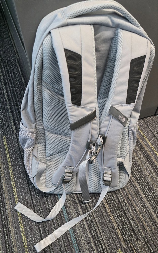 The North Face Connector Backpack Gray Hiking Camping Travel Laptop Flexvent NEW
