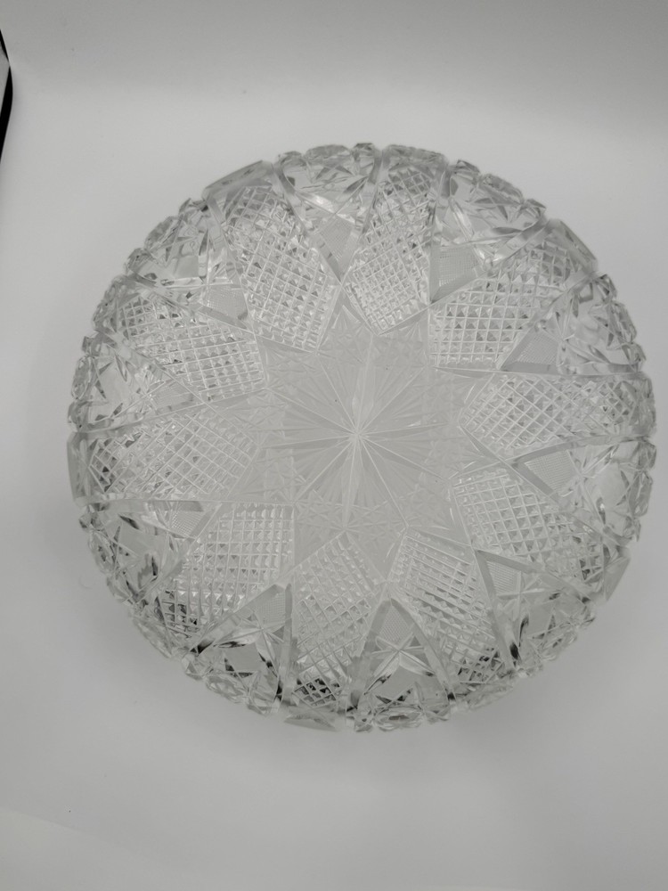 Elegant Crystal Punch Bowl for Parties and Special Events