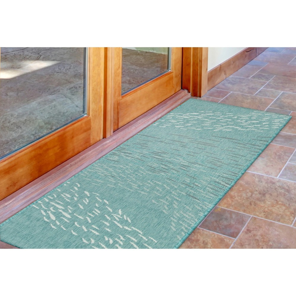 Liora Manne Carmel School Of Fish Indoor/Outdoor Area Rug Aqua 1'11