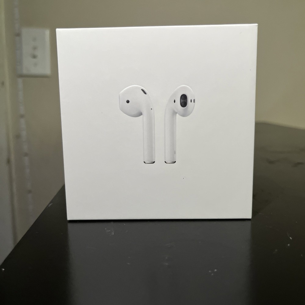 Apple AirPods 2nd Generation - White