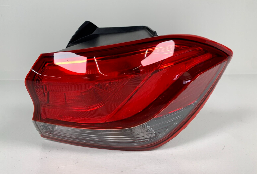2018-2020 Hyundai Elantra GT Right Passenger Halogen Headlight with LED Tail Light OEM