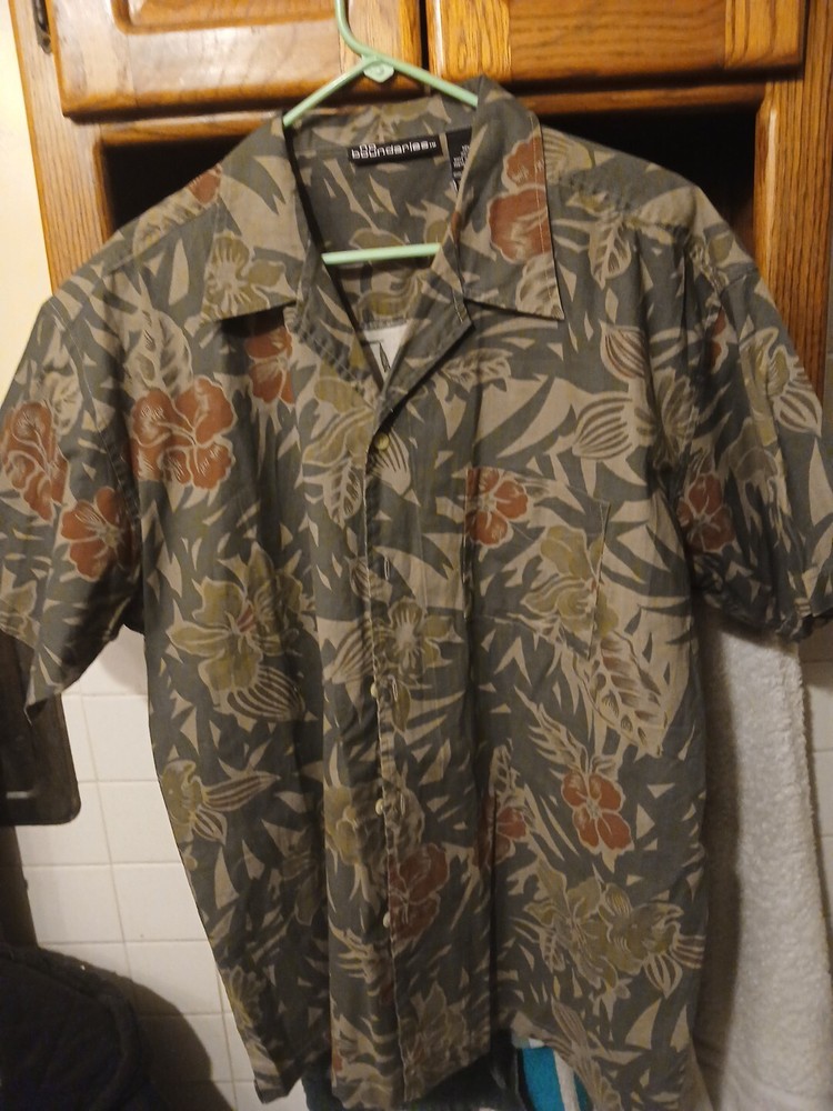 90s Y2K No Boundaries Hawaiian Shirt Men M Floral Leaf Aloha Sturdy Cotton VTG