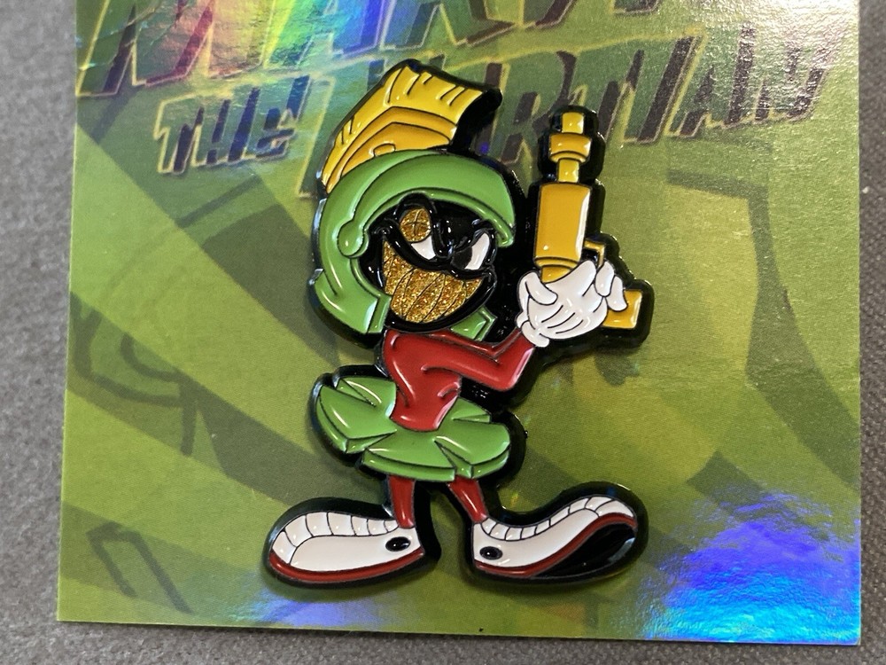 Marvin The Martian Full Body Scare Bear Looney Tunes Hat Pin by Pinzcity  