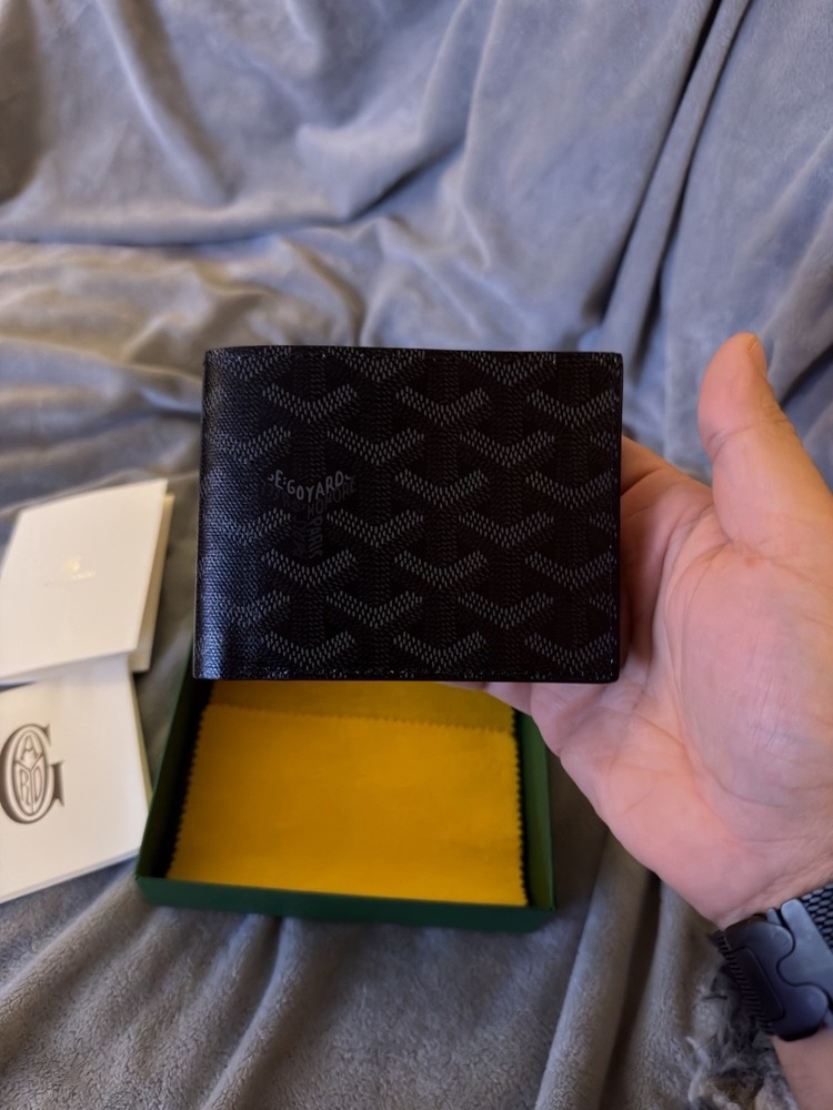 2024 *BRAND NEW* LIMITED EDITION JET BLACK Goyard Victroire Bi-Fold Wallet