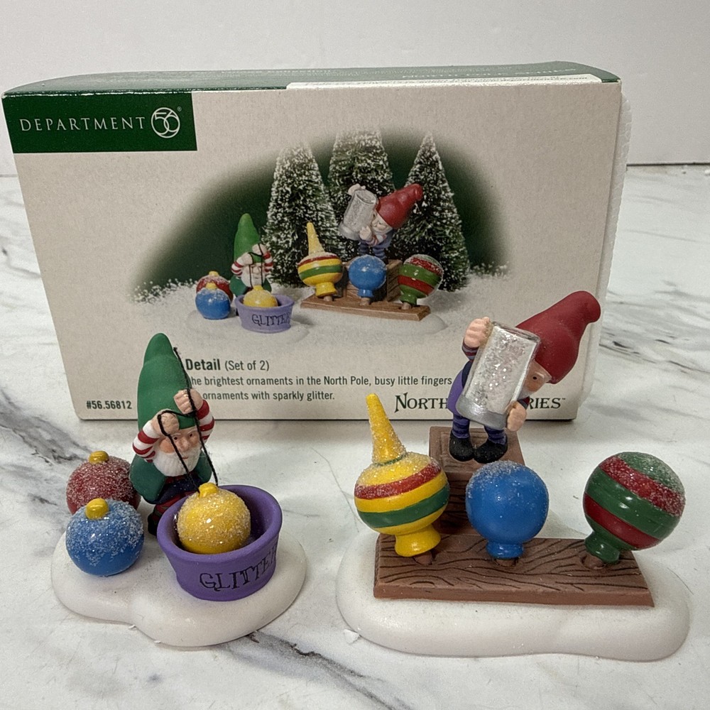 Department 56 North Pole Glitter Detail 56812 Set of 2 Accessory w/Box EUC