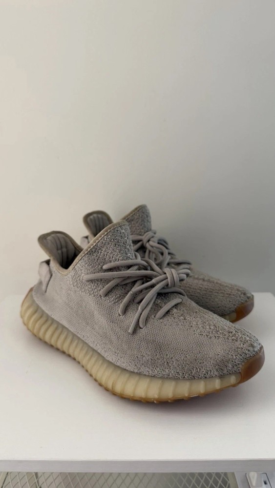adidas Yeezy Boost 350 V2 Men's Sneakers Size 8 Sesame, F99710
