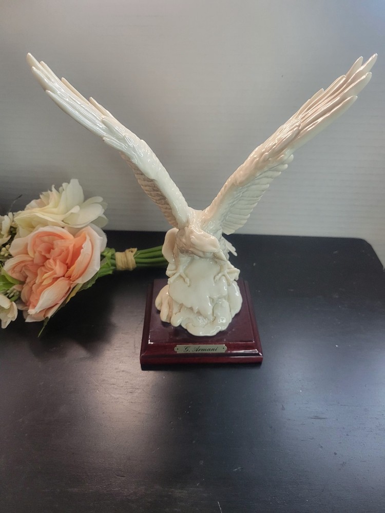 Giuseppe Armani White Eagle on Snowy Rock Sculpture on Wooden Base - Resin
