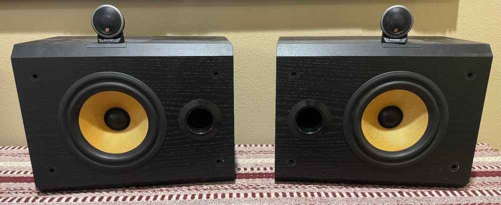 Bowers & Wilkins B&W 805 Matrix Bookshelf Speakers