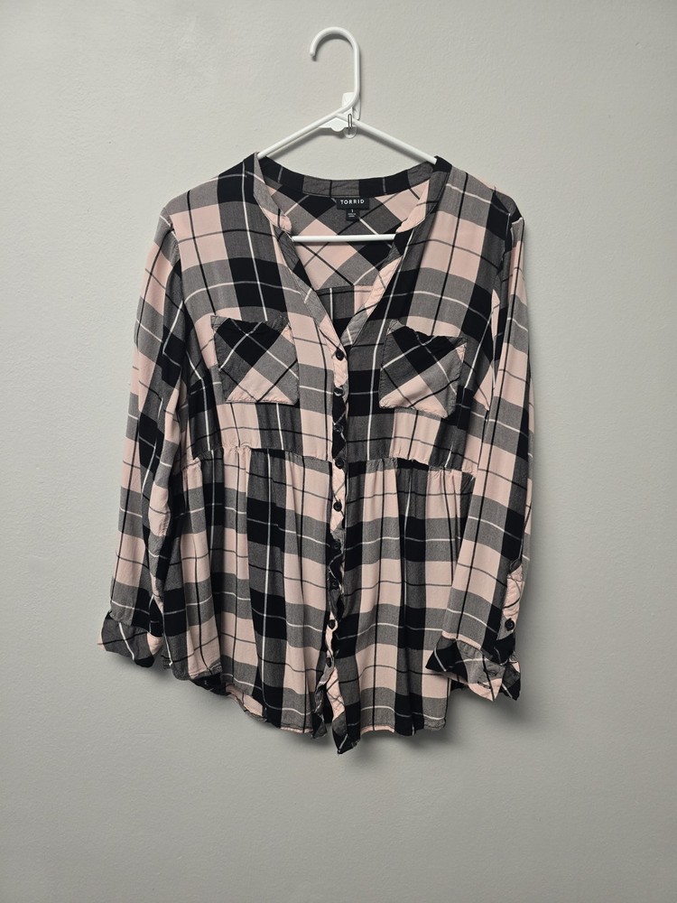 Torrid Plus 1 Soft Pink Plaid Button down Blouse