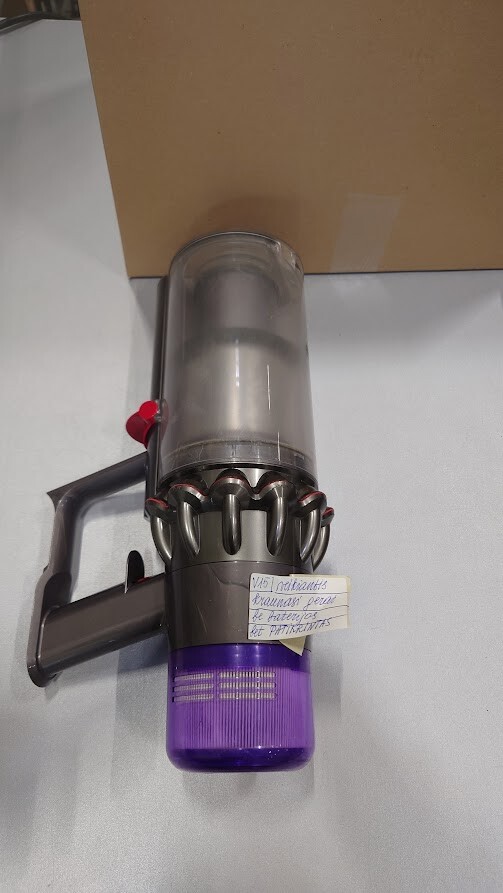 Dyson V15 Vacuum - Used, Missing Battery, No Accessories