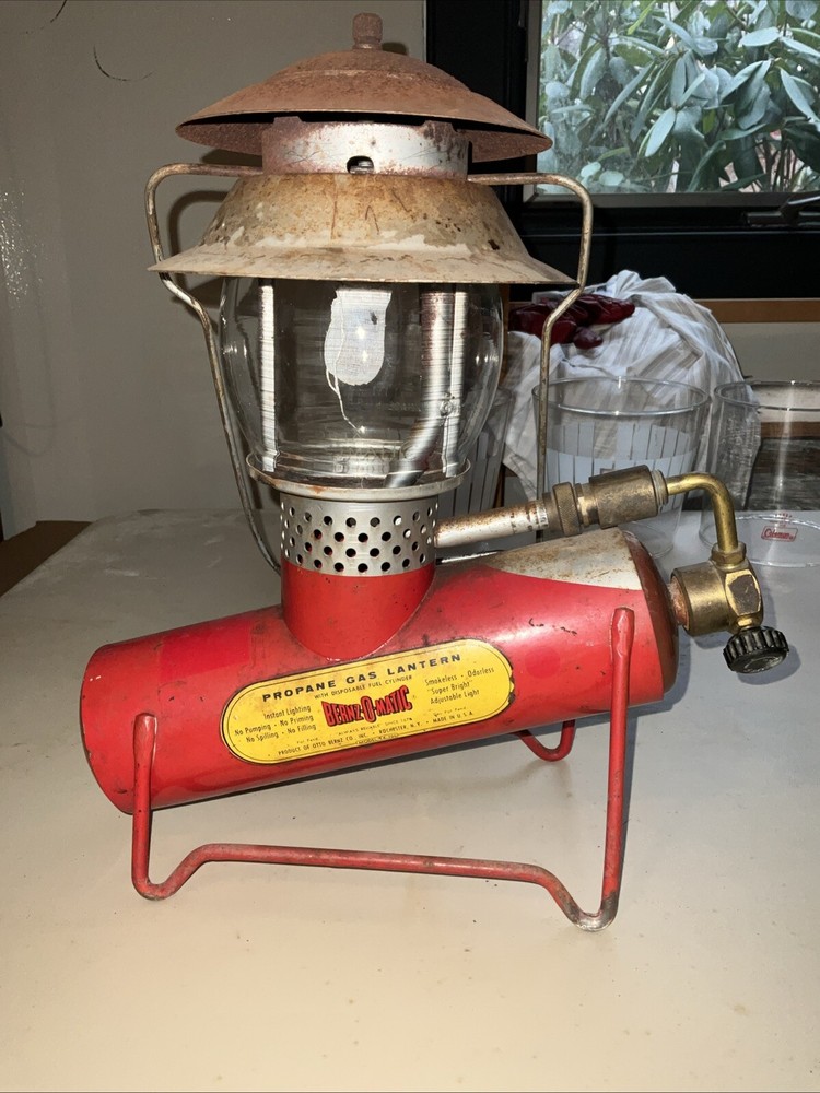 Vintage BernzOMatic Model TX-700 Propane Gas Lantern *READ DESCRIPTION